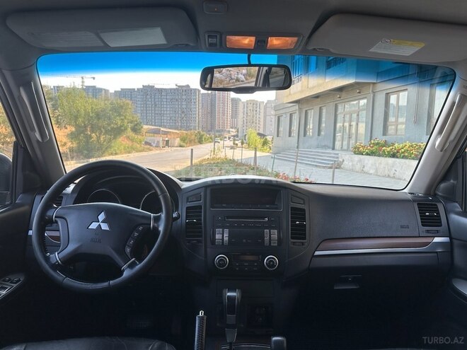 Mitsubishi Pajero 2008, 221,000 km - 3.0 l - Bakı