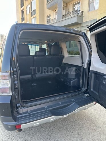 Mitsubishi Pajero 2008, 221,000 km - 3.0 l - Bakı