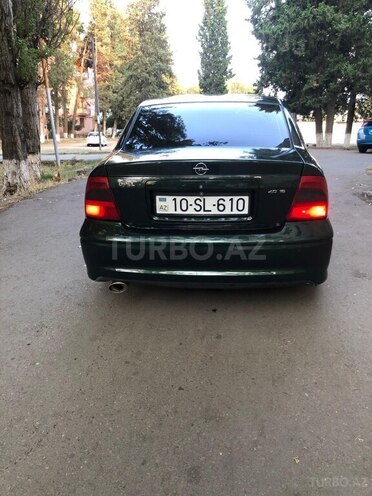 Opel Vectra 2000, 358,226 km - 2.0 l - Qazax