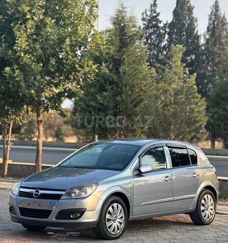 Opel Astra 2006, 355,000 km - 1.4 l - Gəncə