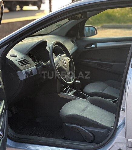 Opel Astra 2006, 355,000 km - 1.4 l - Gəncə