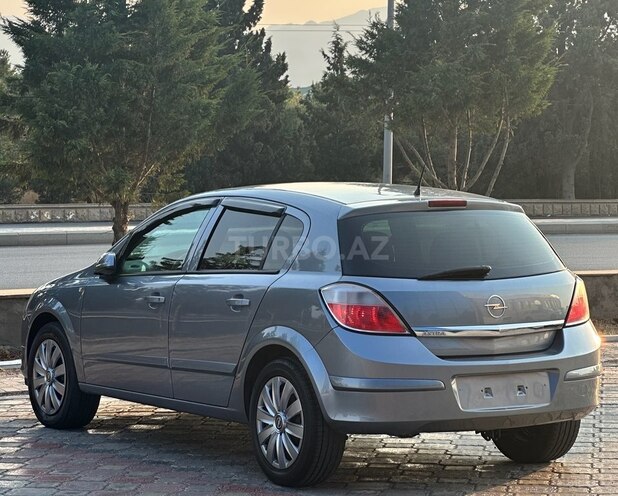 Opel Astra 2006, 355,000 km - 1.4 l - Gəncə