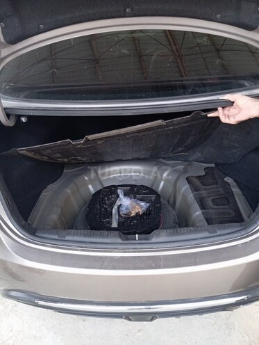 Hyundai Elantra 2011, 180,000 km - 1.8 л - Şirvan