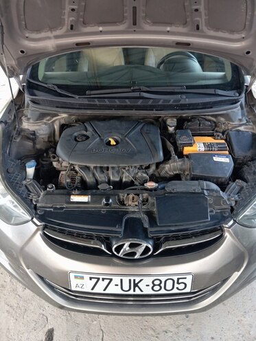 Hyundai Elantra 2011, 180,000 km - 1.8 л - Şirvan