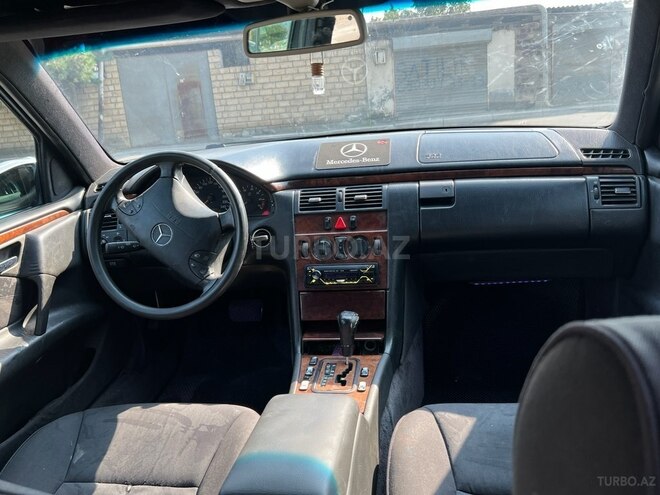 Mercedes E 220 d 1998, 390,000 km - 2.2 л - Gəncə