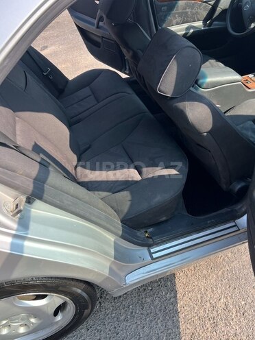 Mercedes E 220 d 1998, 390,000 km - 2.2 л - Gəncə