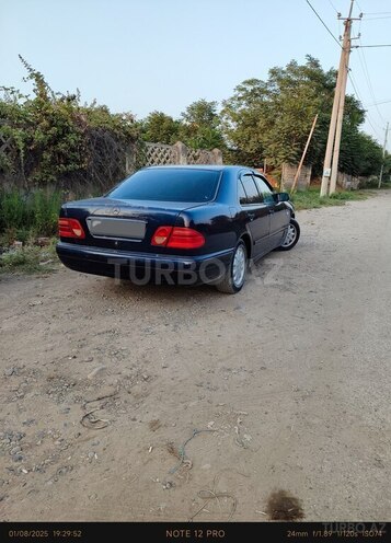 Mercedes E 200 1998, 440,000 km - 2.0 л - Sabirabad