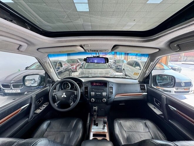 Mitsubishi Pajero 2008, 214,000 km - 3.0 l - Bakı