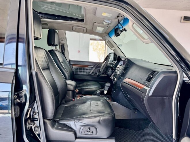 Mitsubishi Pajero 2008, 214,000 km - 3.0 l - Bakı