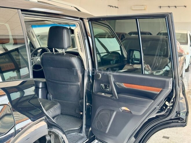 Mitsubishi Pajero 2008, 214,000 km - 3.0 l - Bakı