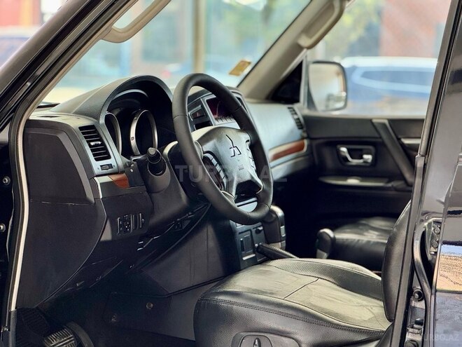 Mitsubishi Pajero 2008, 214,000 km - 3.0 l - Bakı