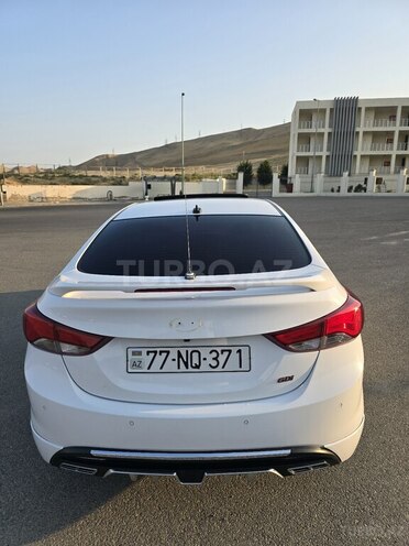 Hyundai Avante 2012, 200,000 km - 1.6 l - Bakı