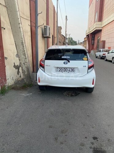 Toyota Aqua 2020, 115,000 km - 1.5 л - Gəncə