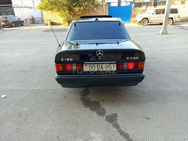 Mercedes 190 1993, 228,000 km - 2.3 l - Bakı