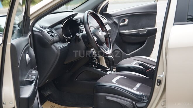 Kia Rio 2012, 206,008 km - 1.4 l - Qusar