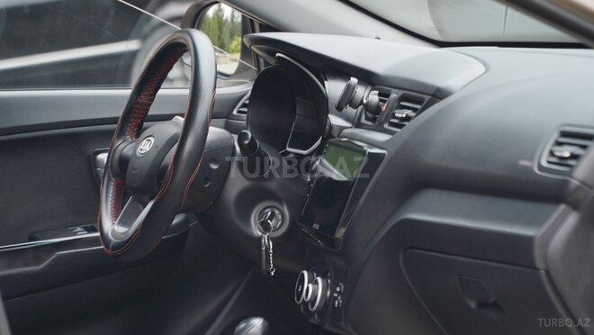 Kia Rio 2012, 206,008 km - 1.4 l - Qusar