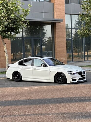 BMW 328 2015, 220,000 km - 2.0 л - Bakı