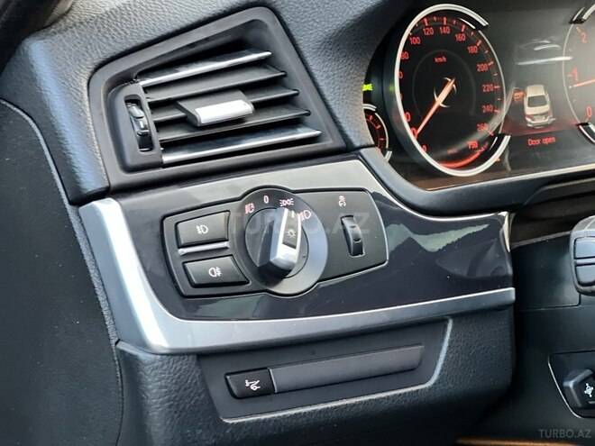 BMW 520 2015, 176,000 km - 2.0 l - Lənkəran