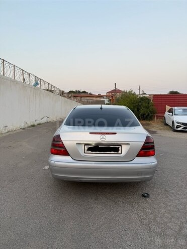Mercedes E 270 2002, 250,279 km - 2.7 l - Bakı