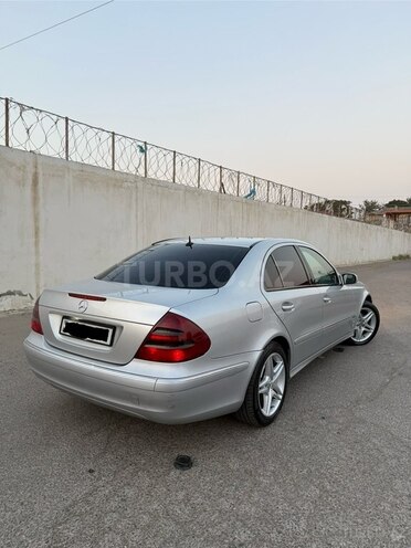 Mercedes E 270 2002, 250,279 km - 2.7 l - Bakı