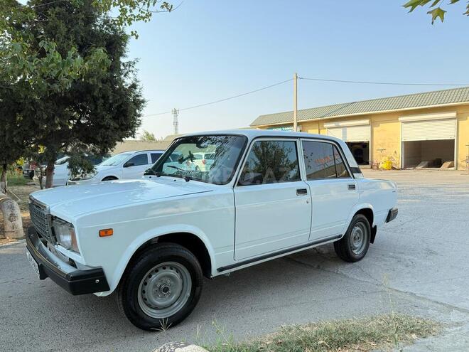 LADA (VAZ) 2107 2004, 185,000 km - 1.6 л - Şirvan