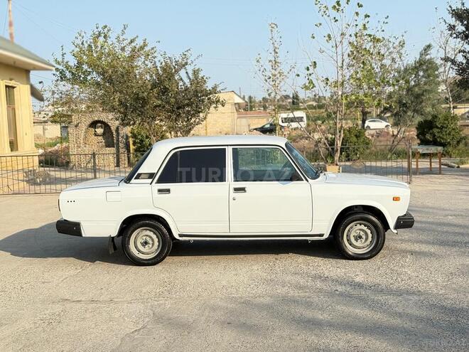 LADA (VAZ) 2107 2004, 185,000 km - 1.6 л - Şirvan