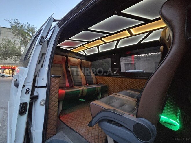 Mercedes Vito 111 2009, 469,000 km - 2.2 l - Bakı