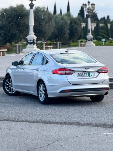 Ford Fusion (North America) 2016, 274,800 km - 2.0 l - Gəncə