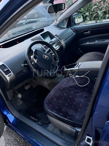 Toyota Prius 2009, 586,641 km - 1.5 l - Xudat