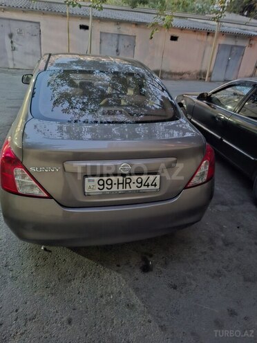 Nissan Sunny 2014, 306,000 km - 1.5 л - Bakı