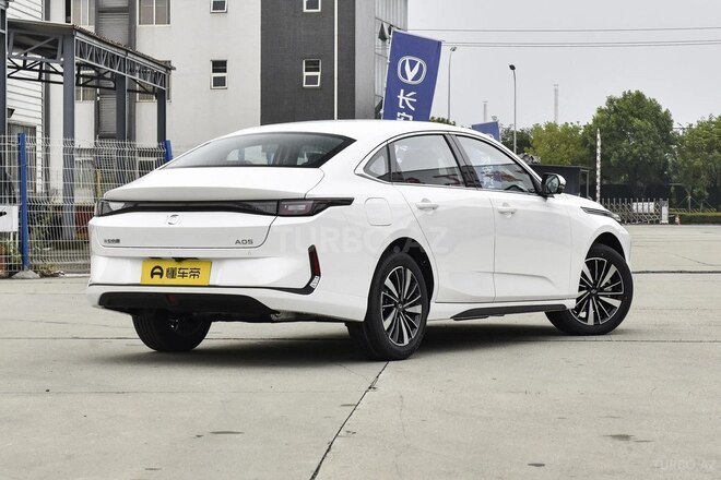 Changan Qiyuan A05 2025, 0 km - 1.5 l - Bakı