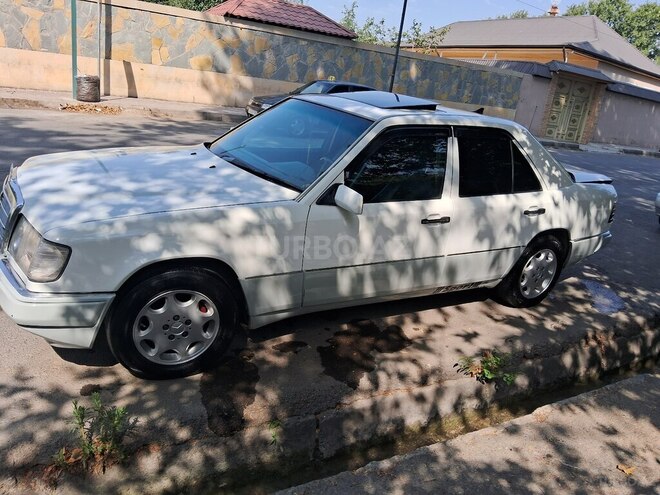 Mercedes E 200 1991, 617,444 km - 2.0 l - Göyçay