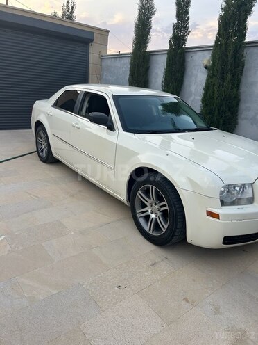 Chrysler 300C 2008, 136,000 km - 2.7 л - Bakı