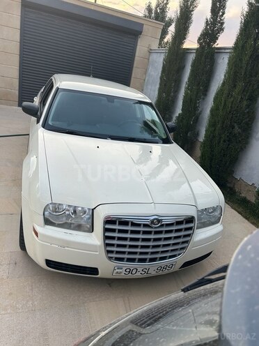 Chrysler 300C 2008, 136,000 km - 2.7 л - Bakı