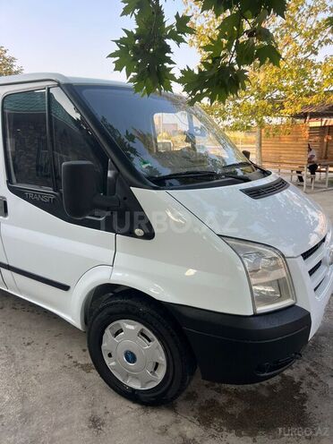 Ford Transit 2008, 216,000 km - 2.4 л - Yevlax