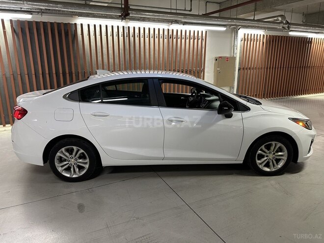 Chevrolet Cruze 2019, 130,000 km - 1.4 l - Gəncə