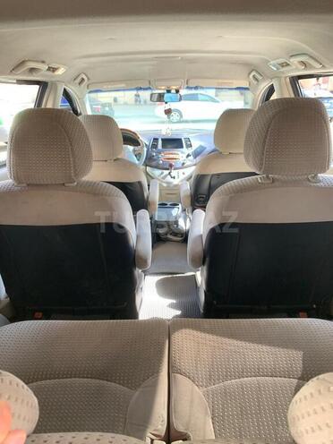 Mitsubishi Grandis 2003, 331,000 km - 2.4 l - Bakı