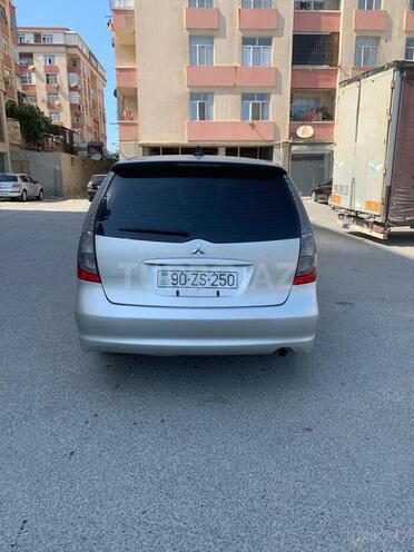 Mitsubishi Grandis 2003, 331,000 km - 2.4 l - Bakı