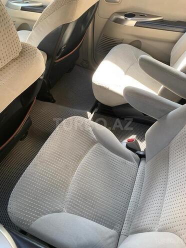 Mitsubishi Grandis 2003, 331,000 km - 2.4 l - Bakı