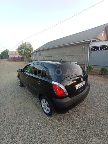 Kia Rio 2006, 220,000 km - 1.4 l - Cəlilabad