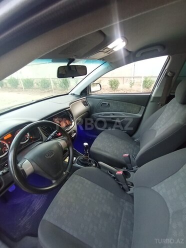 Kia Rio 2006, 220,000 km - 1.4 l - Cəlilabad