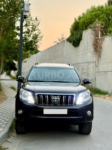Toyota Land Cruiser Prado 2010, 136,000 km - 2.7 л - Bakı