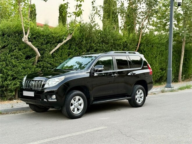 Toyota Land Cruiser Prado 2010, 136,000 km - 2.7 л - Bakı