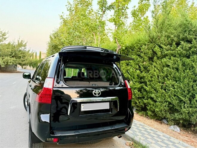 Toyota Land Cruiser Prado 2010, 136,000 km - 2.7 л - Bakı