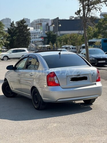 Hyundai Accent 2009, 215,000 km - 1.6 l - Bakı