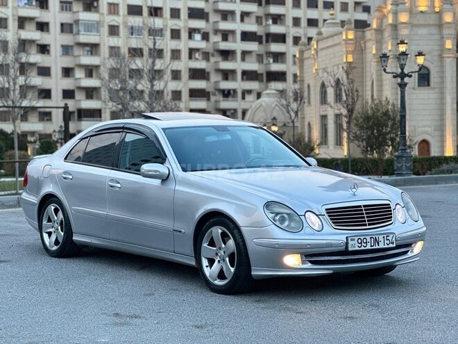 Mercedes E 270 2004, 320,000 km - 2.7 l - Bakı