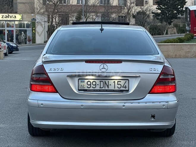 Mercedes E 270 2004, 320,000 km - 2.7 l - Bakı