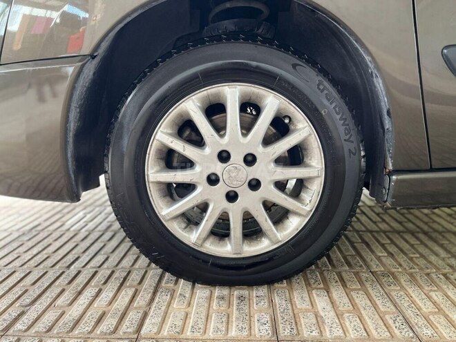 Peugeot  2013, 335,000 km - 2.0 l - Naxçıvan