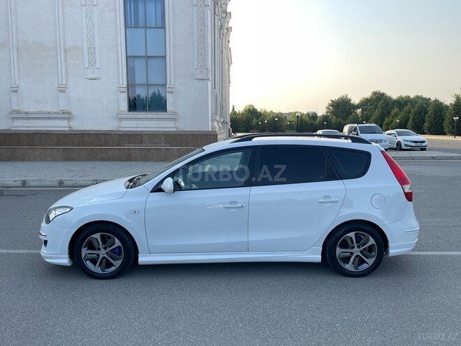 Hyundai i30 2009, 270,000 km - 1.4 l - Ağdaş