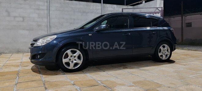 Opel Astra 2007, 318,772 km - 1.3 l - Salyan